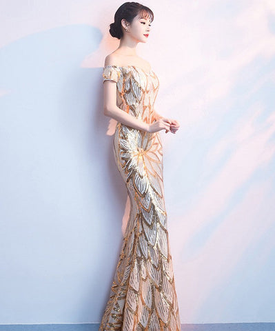 The Anastasia hourglass gown